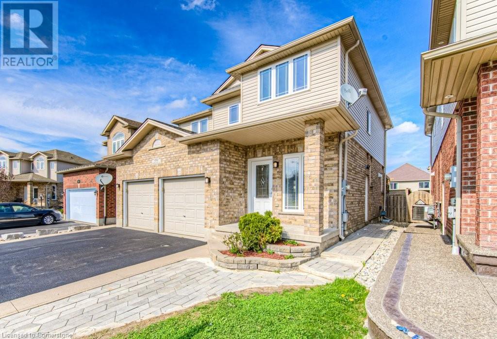 950 Pebblecreek Court, Kitchener, Ontario  N2A 0C5 - Photo 3 - 40735362