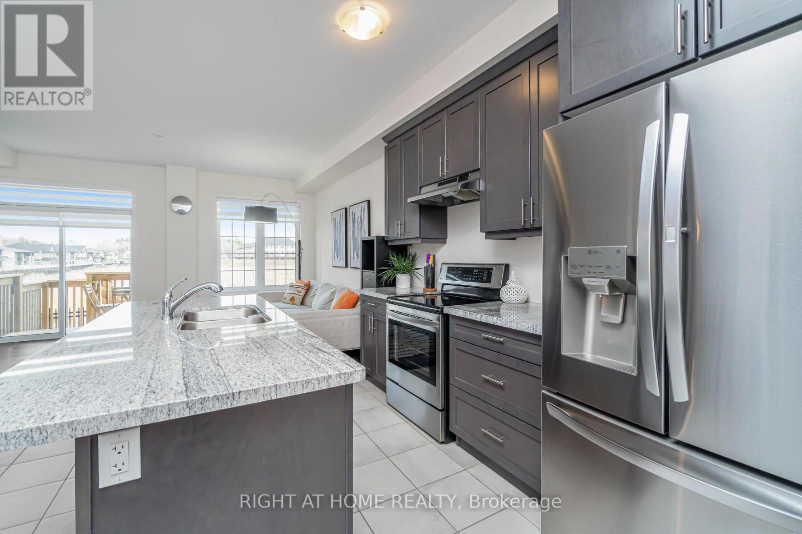 . - 78 Heming Trail, Hamilton, Ontario  L9K 0J8 - Photo 12 - X12182808