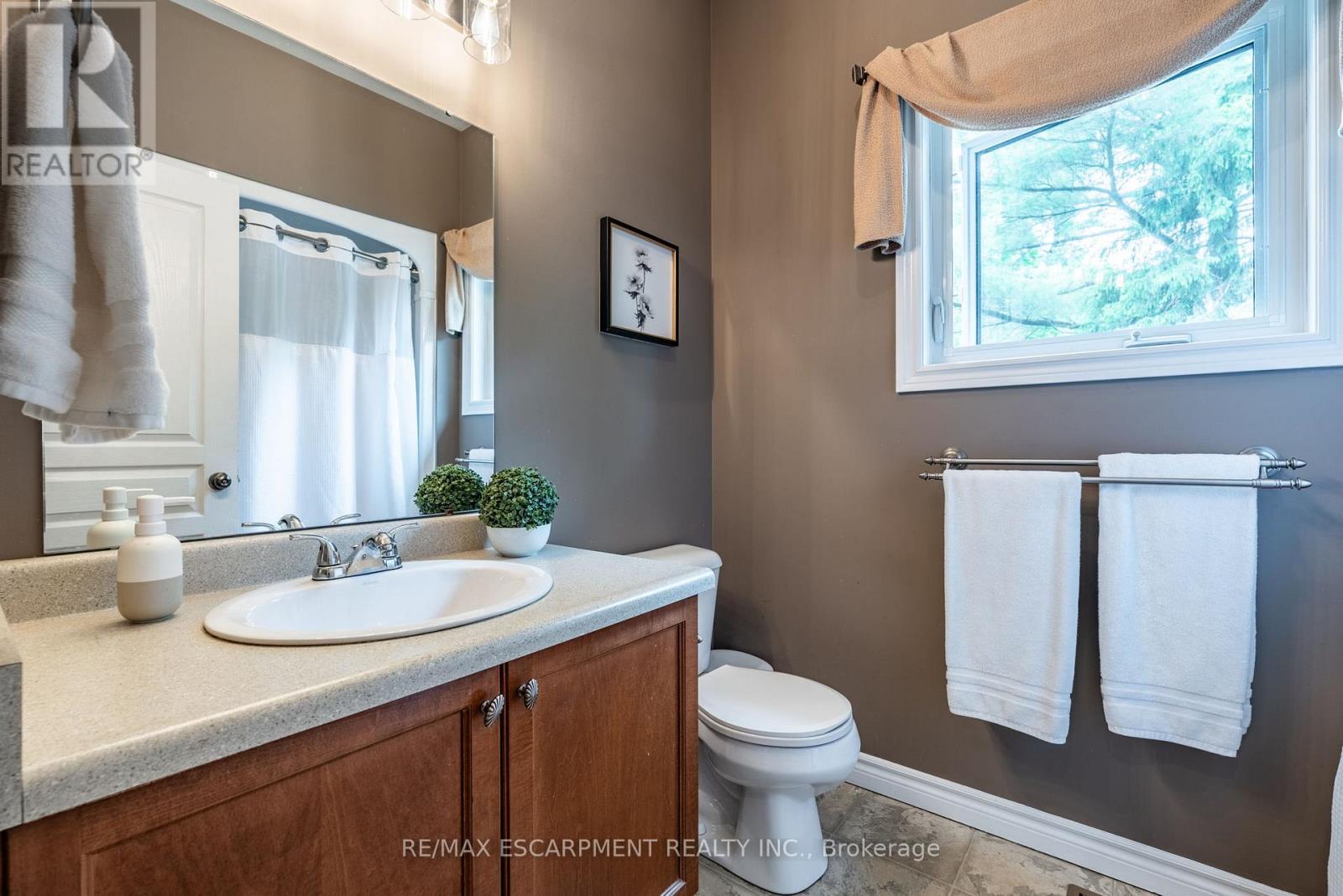 1323 8th Concession Road W, Hamilton, Ontario  N0B 2J0 - Photo 23 - X12182846