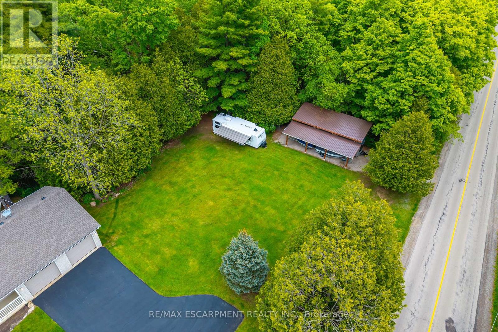 1323 8th Concession Road W, Hamilton, Ontario  N0B 2J0 - Photo 3 - X12182846