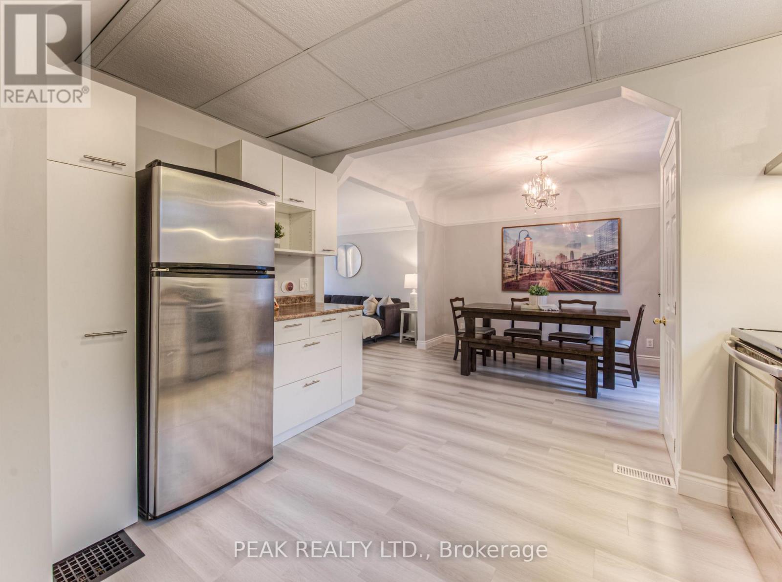 19 Ellis Avenue, Kitchener, Ontario  N2H 4G4 - Photo 20 - X12182882