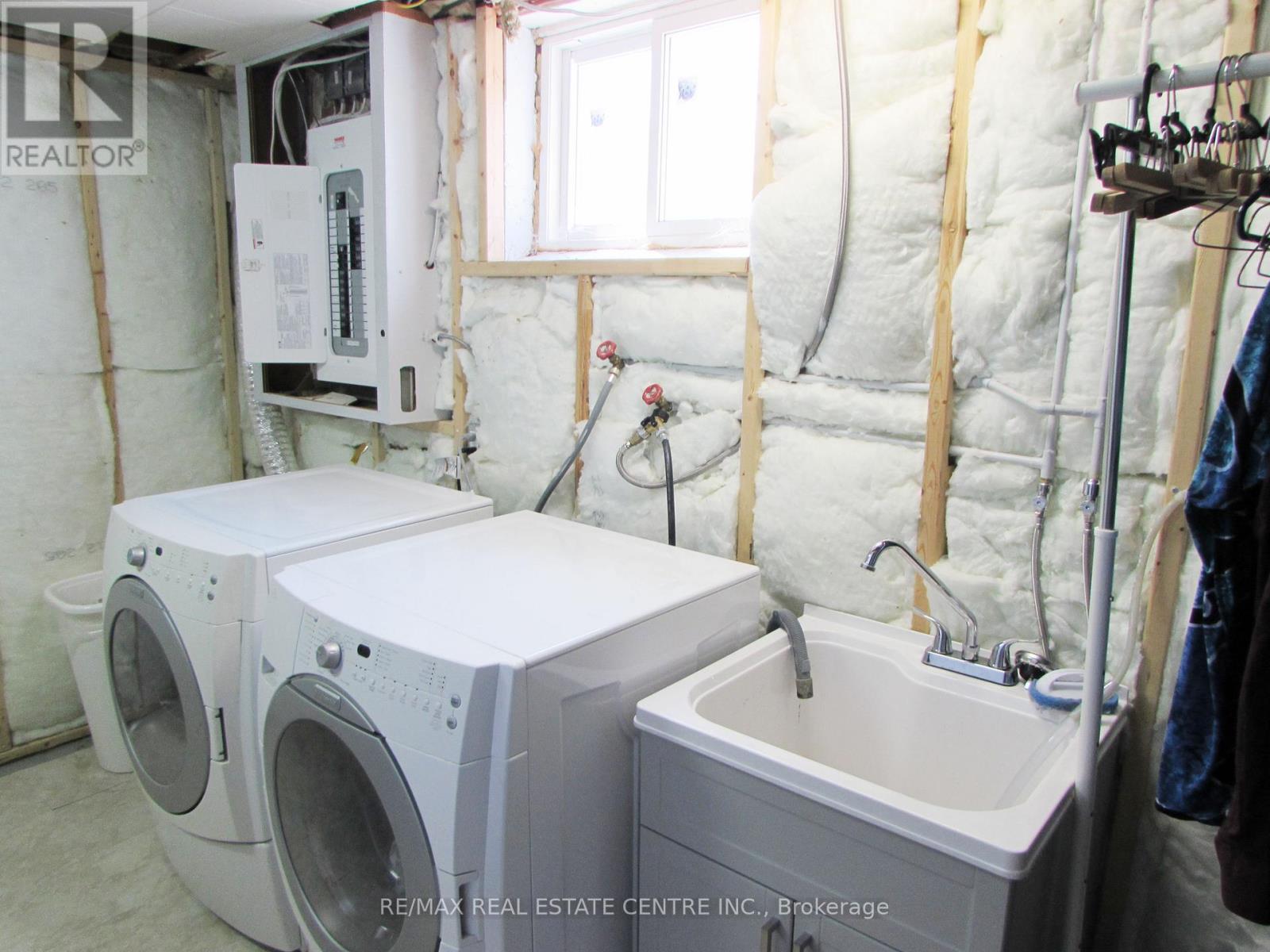 342 East 17th Street, Hamilton, Ontario  L9A 4M8 - Photo 26 - X12182920