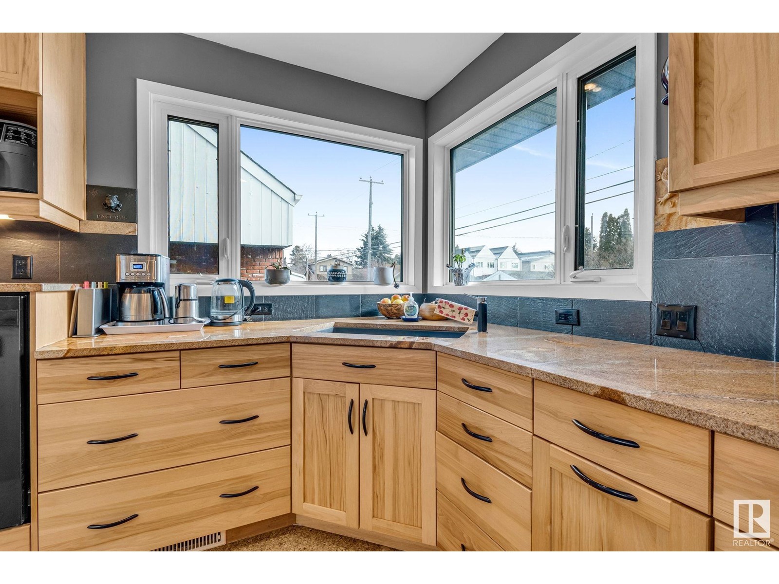 10947 118 St Nw, Edmonton, Alberta  T5H 3P1 - Photo 11 - E4439265