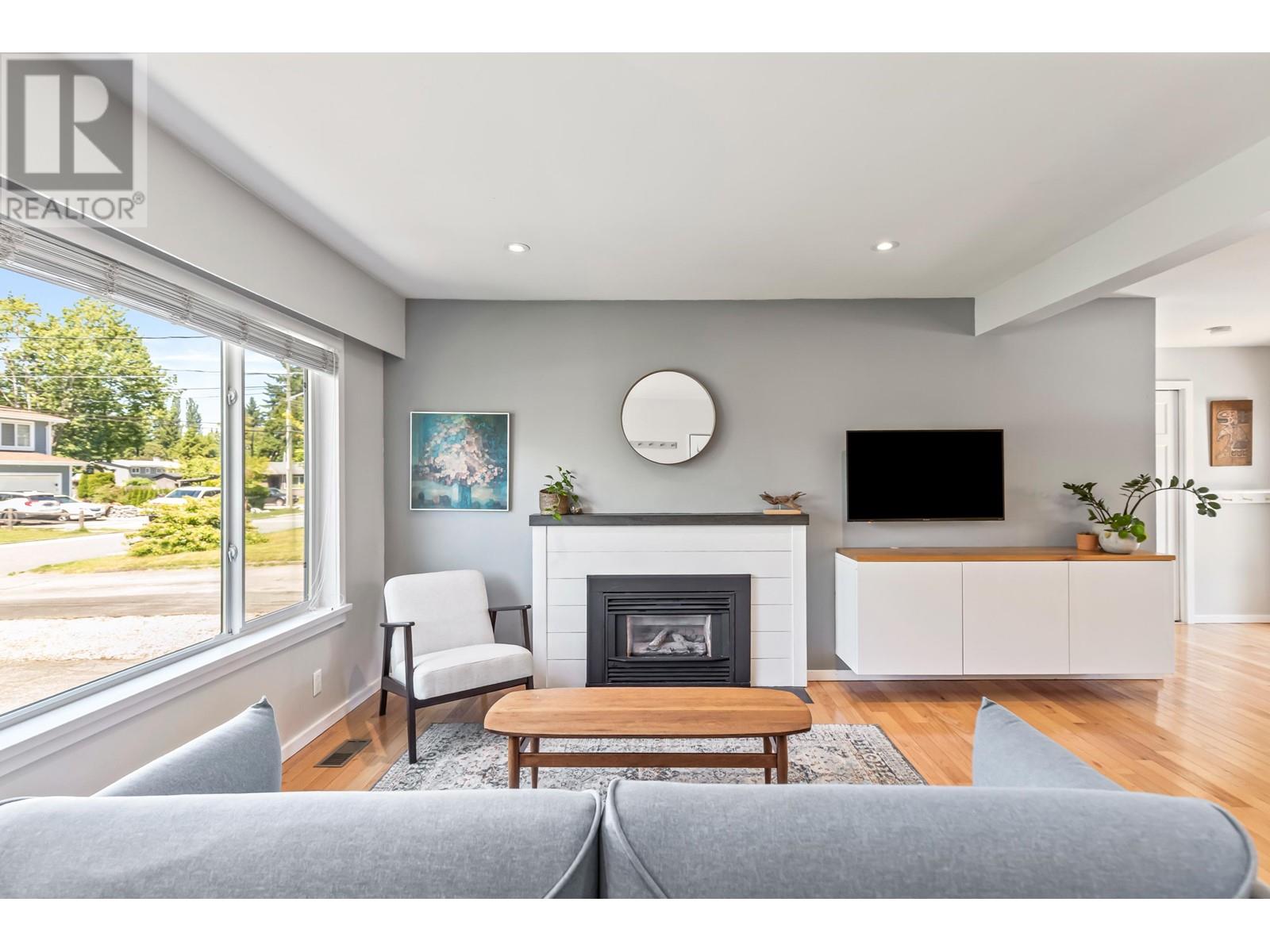 11680 Steeves Street, Maple Ridge, British Columbia  V2X 4X6 - Photo 6 - R3008856