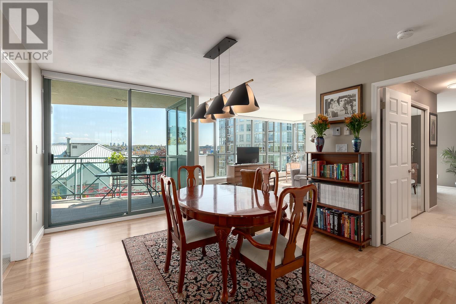 805 1188 Quebec Street, Vancouver, British Columbia  V6A 4B3 - Photo 4 - R2995326