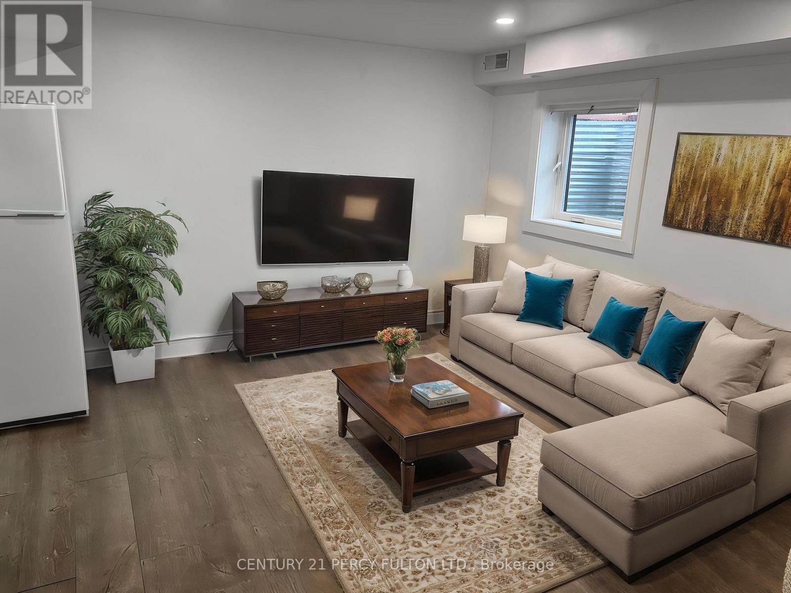 Unit #3 - 678 Tretheway Drive E, Toronto, Ontario  M6M 4C4 - Photo 19 - W12126104