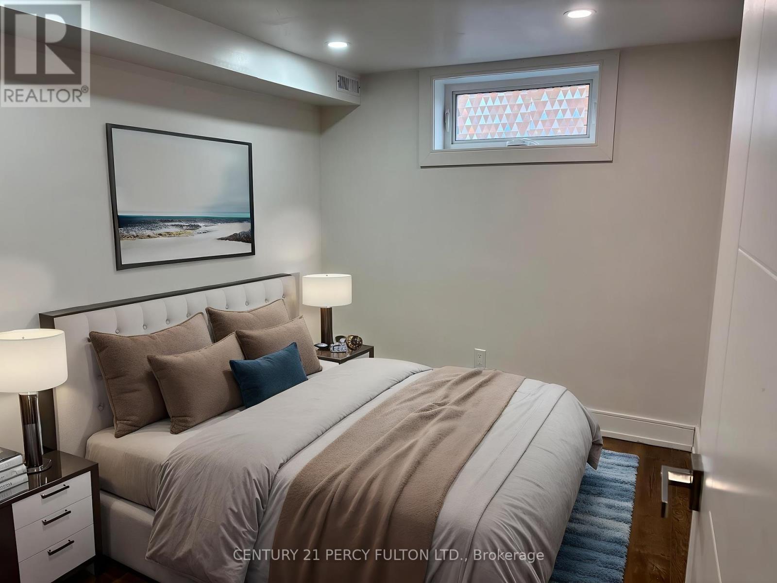 Unit #3 - 678 Tretheway Drive E, Toronto, Ontario  M6M 4C4 - Photo 23 - W12126104