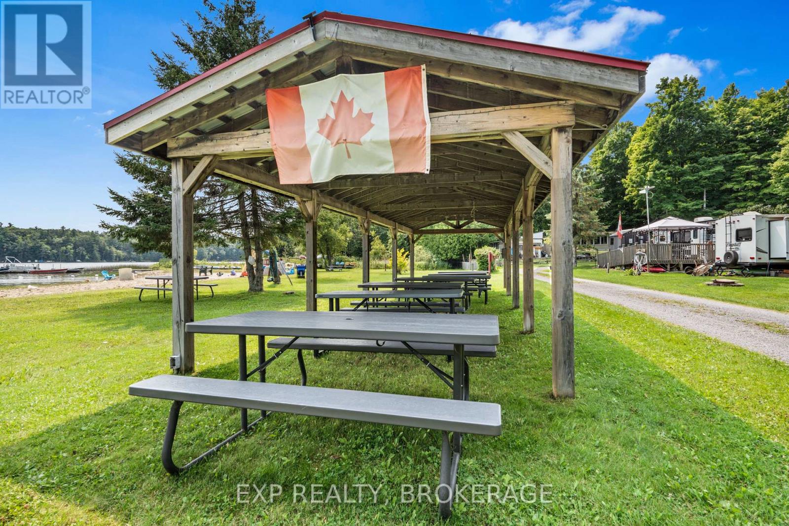 20 - 9 Glenford Lane, Frontenac, Ontario  K0H 1T0 - Photo 33 - X12182992