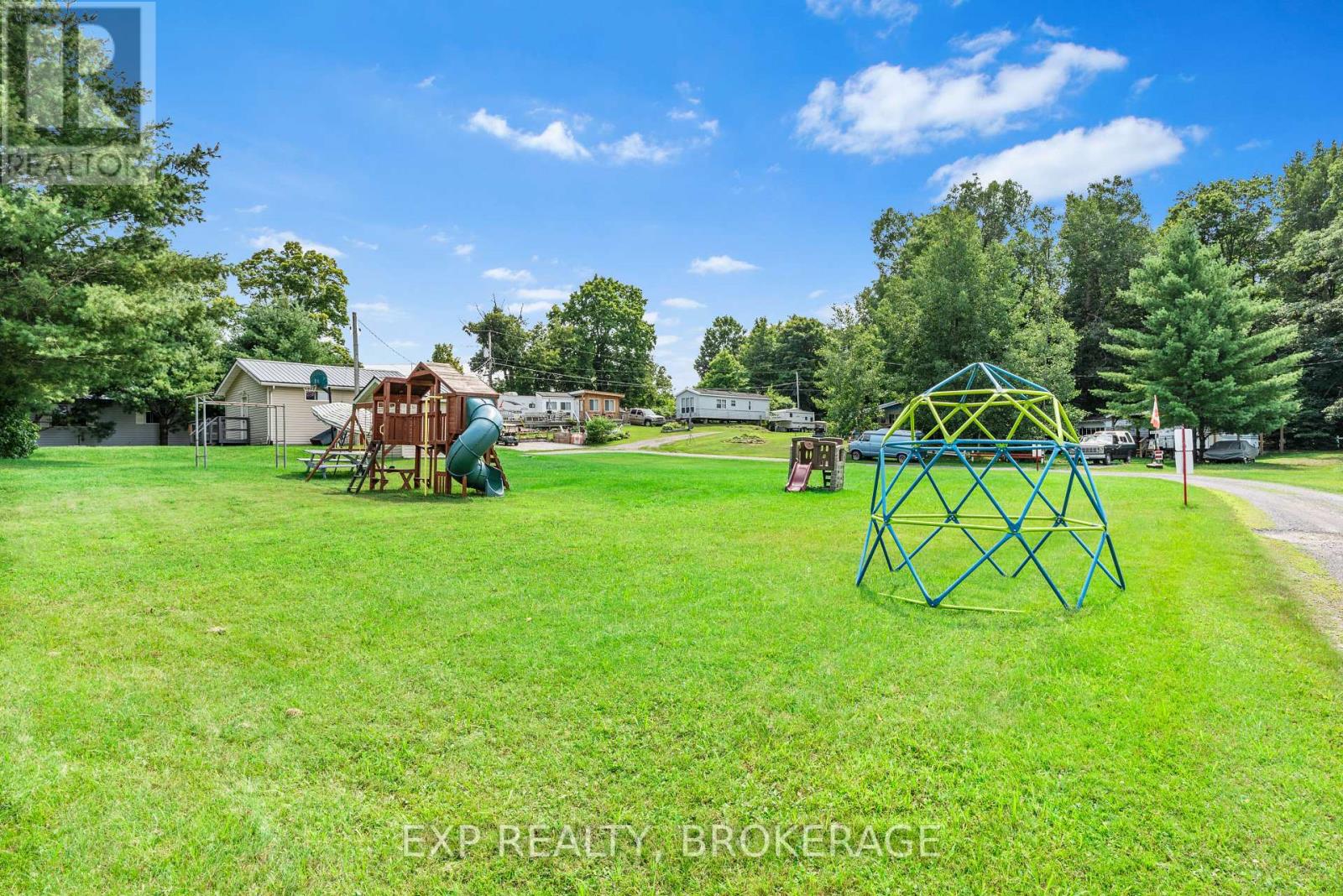 20 - 9 Glenford Lane, Frontenac, Ontario  K0H 1T0 - Photo 43 - X12182992
