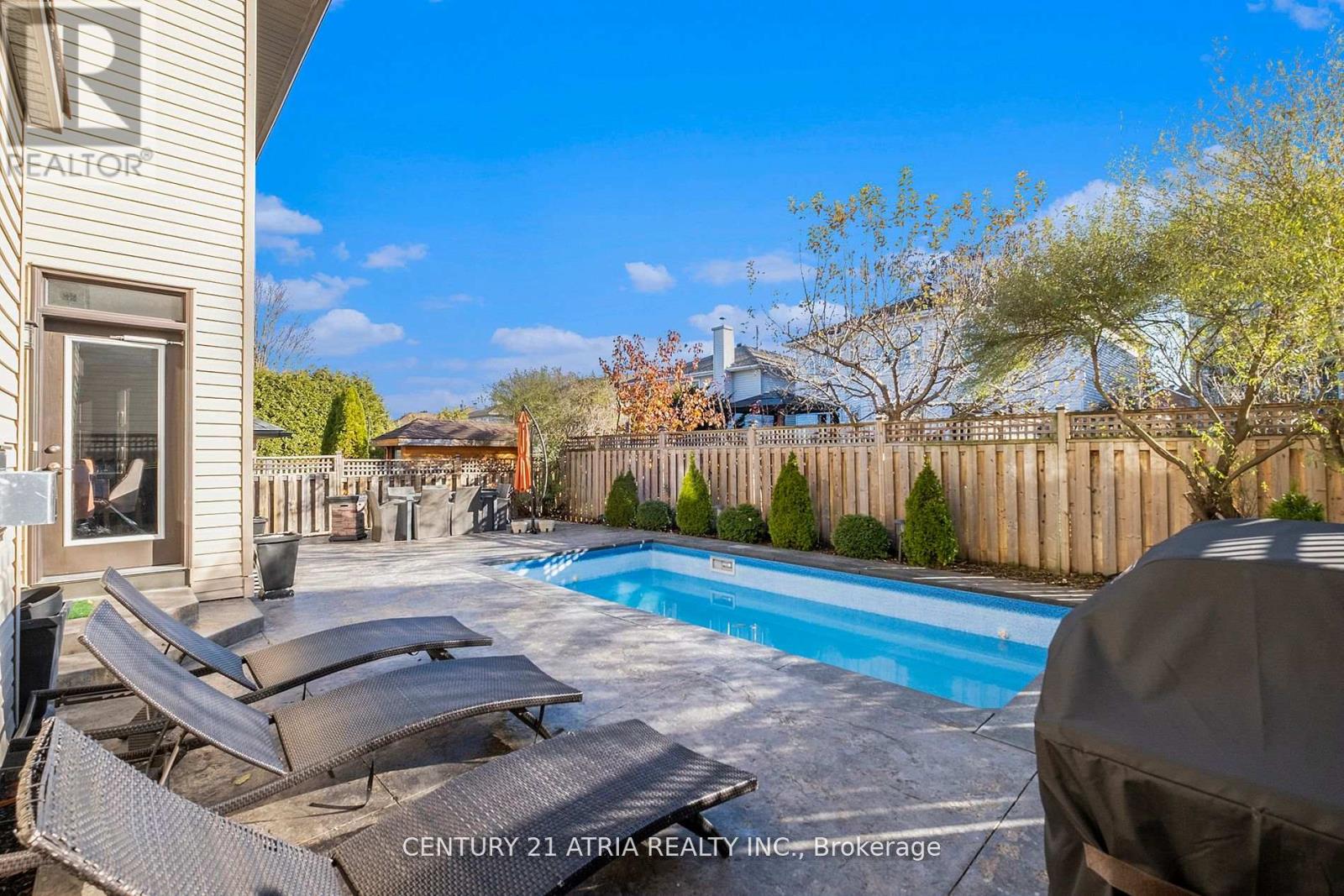 17 Rutherglen Terrace, Ottawa, Ontario  K2K 3A5 - Photo 37 - X12097324