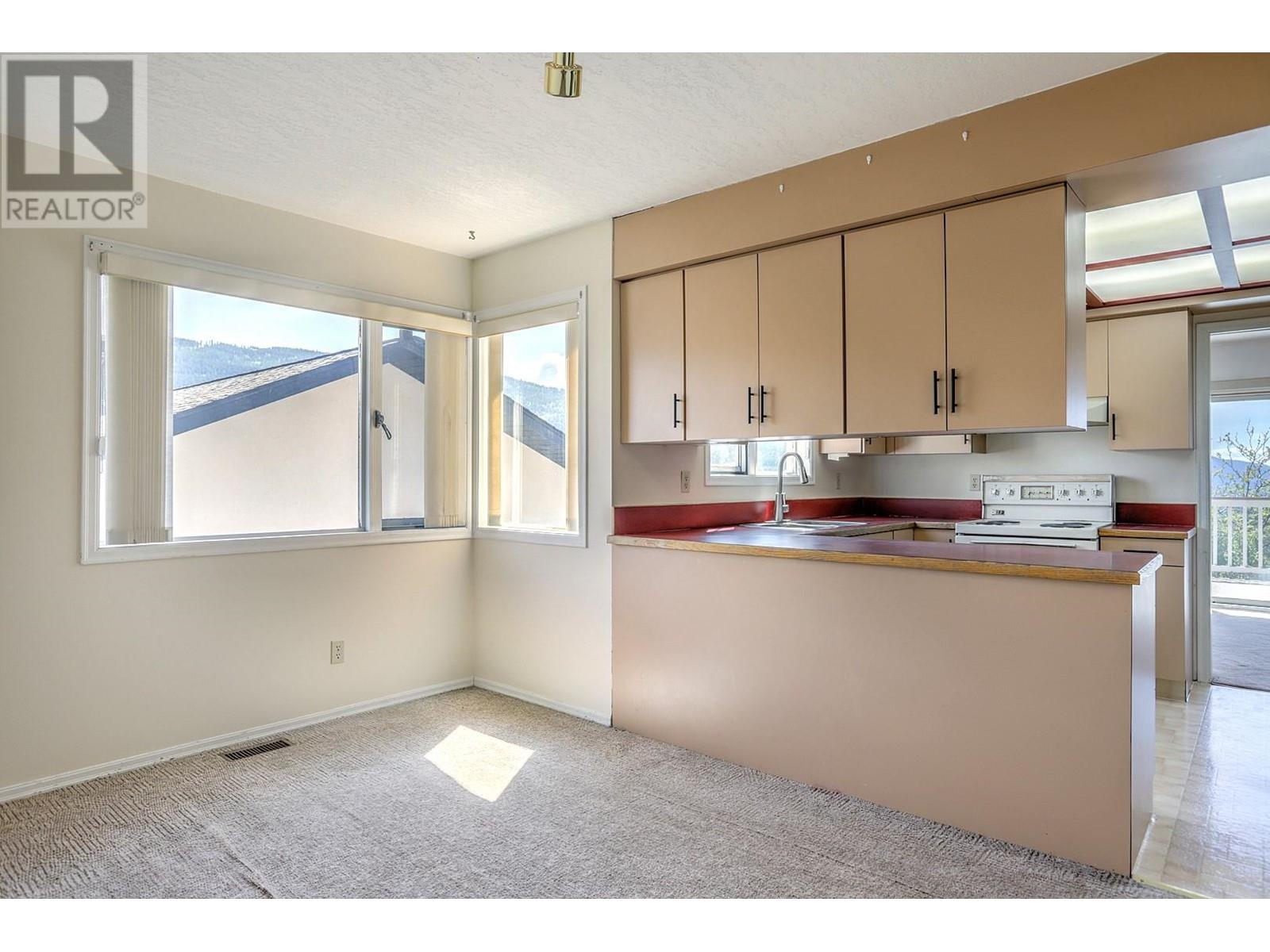 6732 Foothills Drive, Vernon, British Columbia  V1B 2Y2 - Photo 21 - 10348509