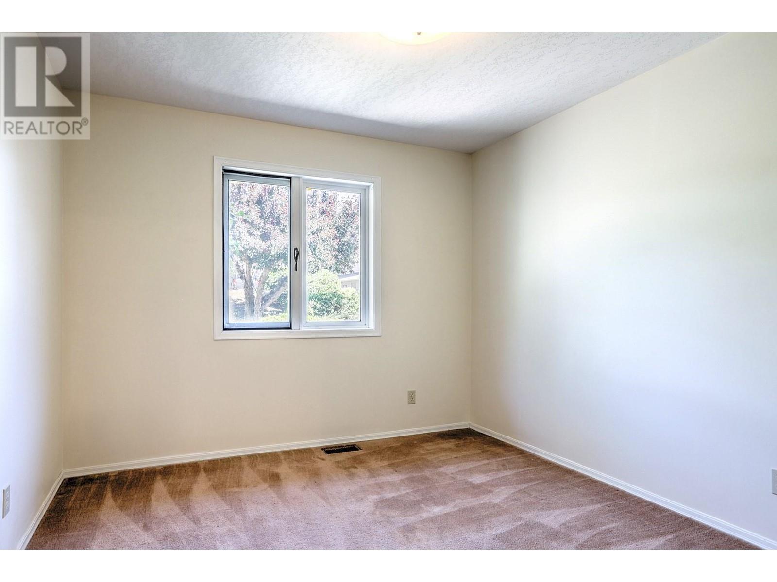 6732 Foothills Drive, Vernon, BC V1B2Y2