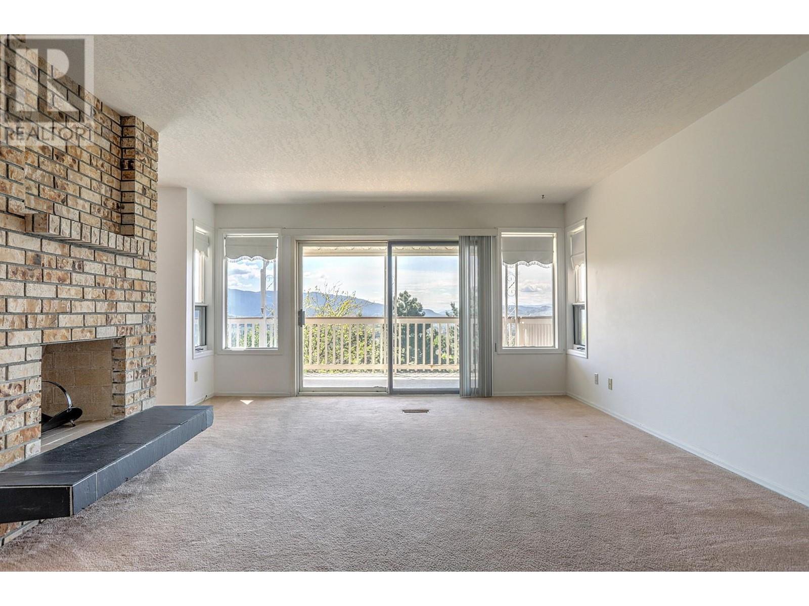 6732 Foothills Drive, Vernon, British Columbia  V1B 2Y2 - Photo 6 - 10348509