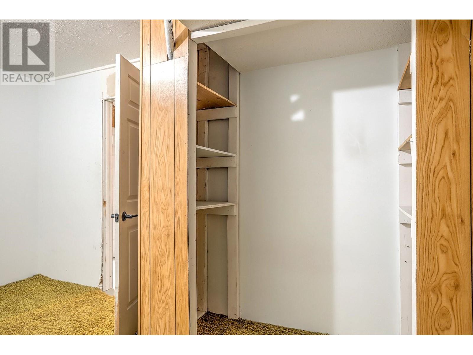 6732 Foothills Drive, Vernon, BC V1B2Y2