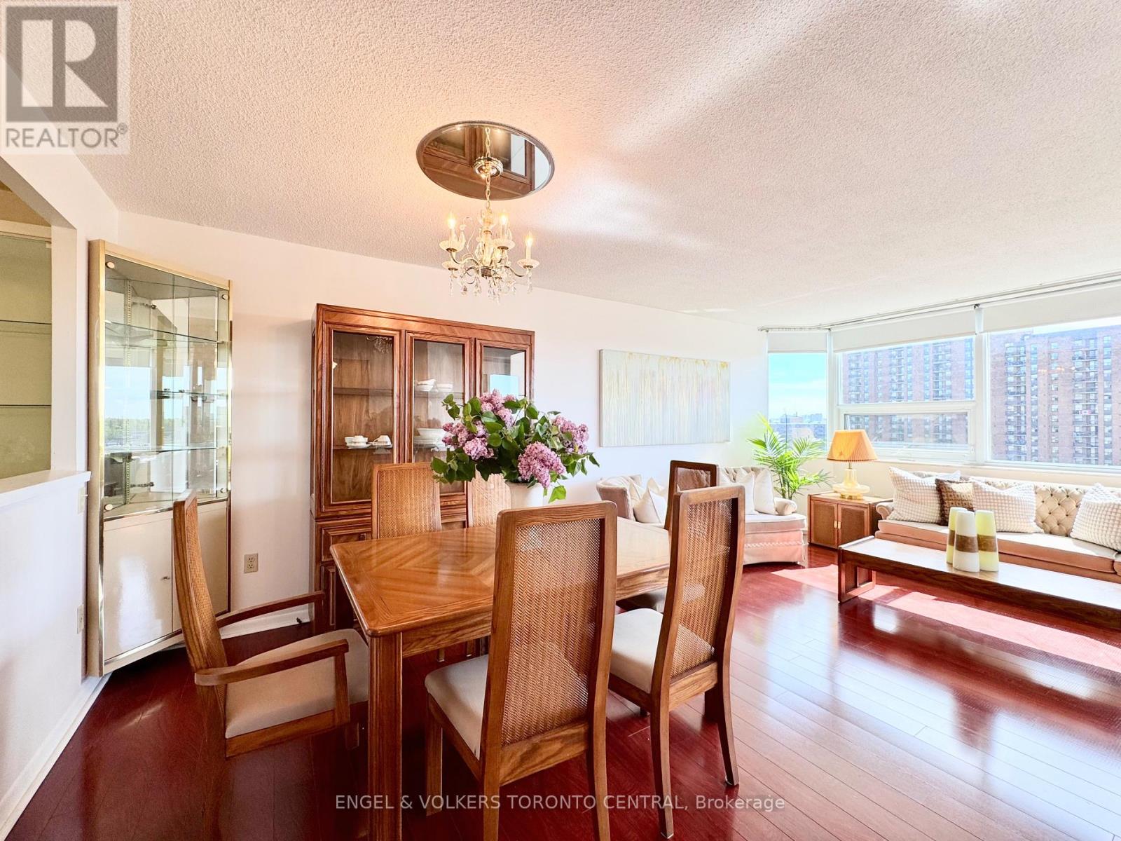 1016 - 121 Ling Road, Toronto, Ontario  M1E 4Y2 - Photo 17 - E12163122
