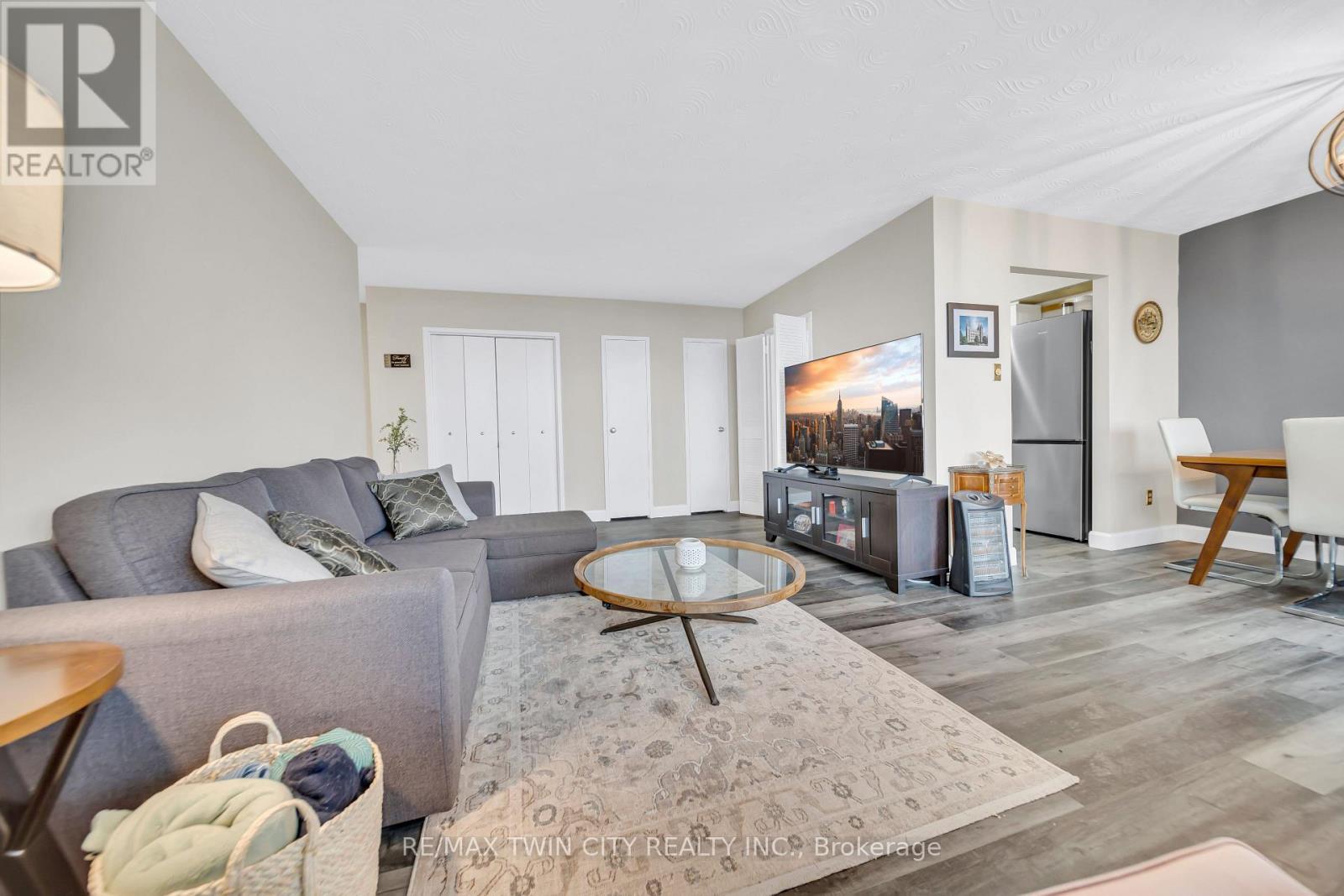 701 - 24 Midland Drive, Kitchener, Ontario  N2A 2A8 - Photo 11 - X12078064