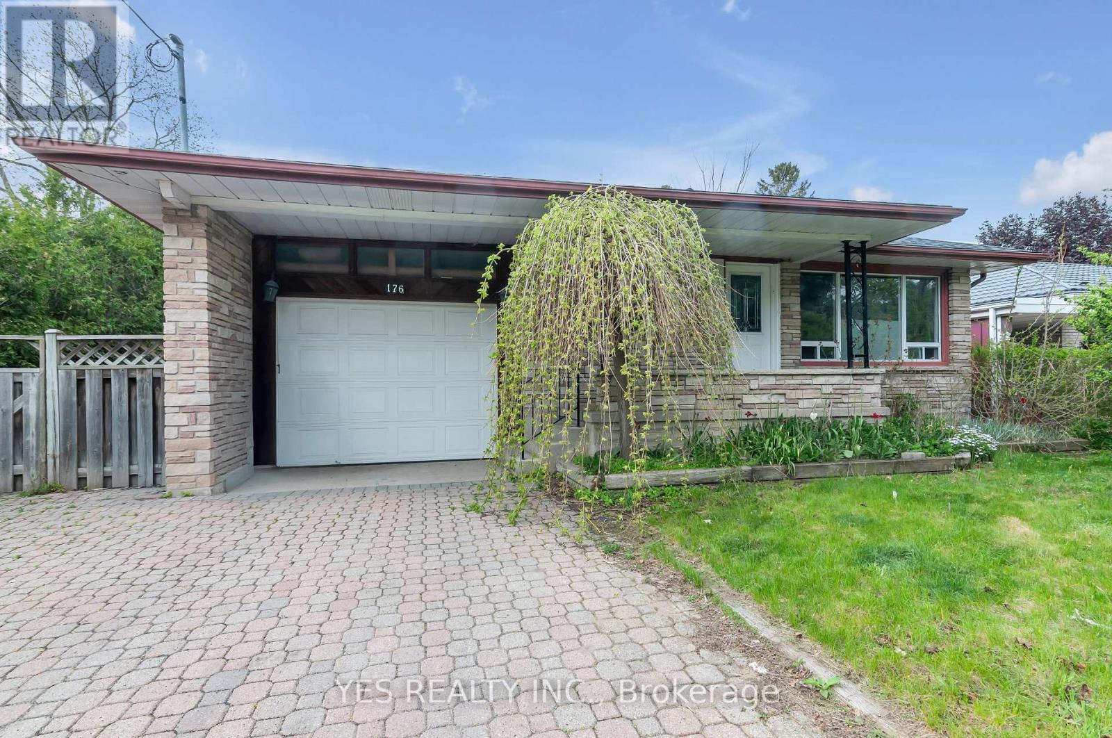 176 Kenneth Avenue, Kitchener, Ontario  N2A 1W2 - Photo 24 - X12132369