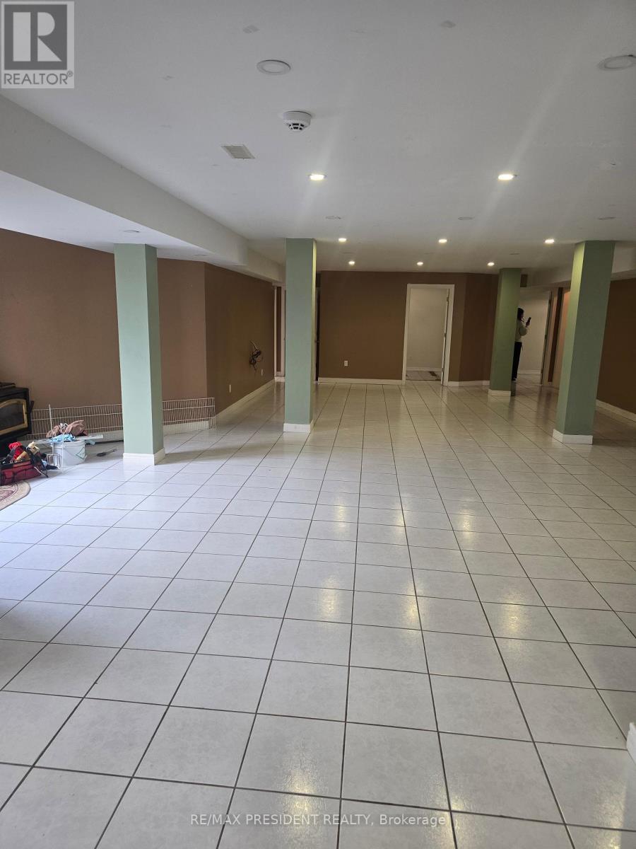 12780 Humber Station Road, Caledon, Ontario  L7E 0Y2 - Photo 5 - W12151503