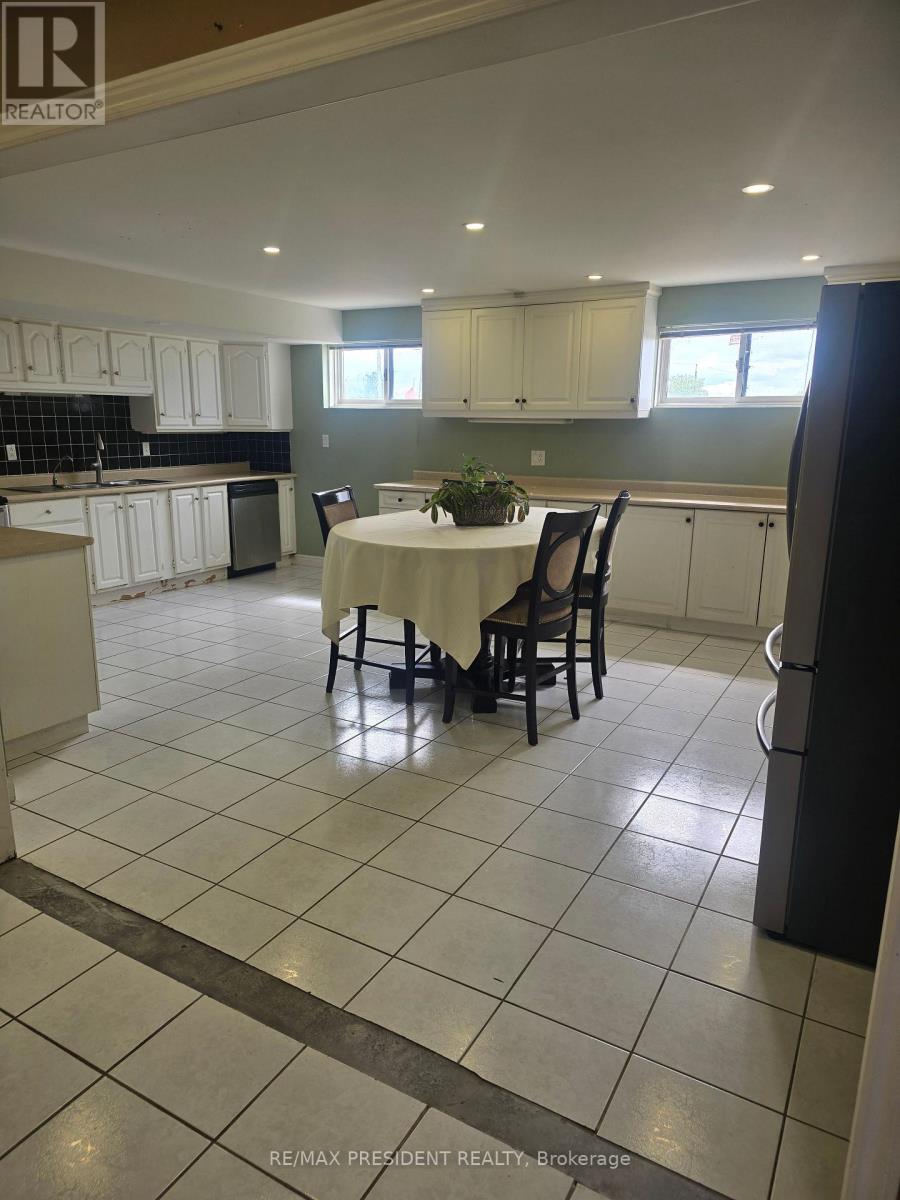12780 Humber Station Road, Caledon, Ontario  L7E 0Y2 - Photo 2 - W12151503