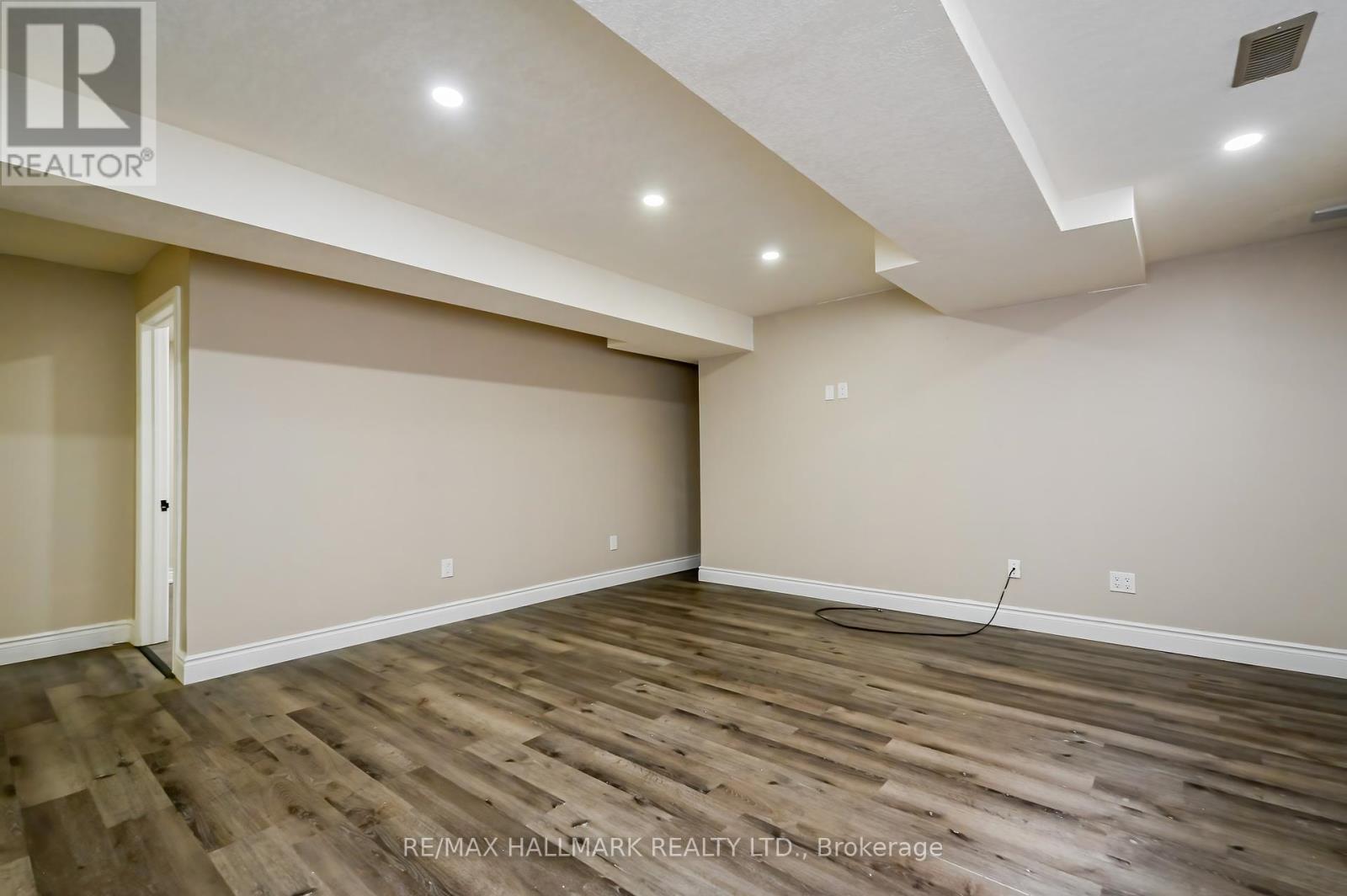 103 Winifred Street, Kitchener, Ontario  N2P 2M7 - Photo 34 - X12182732