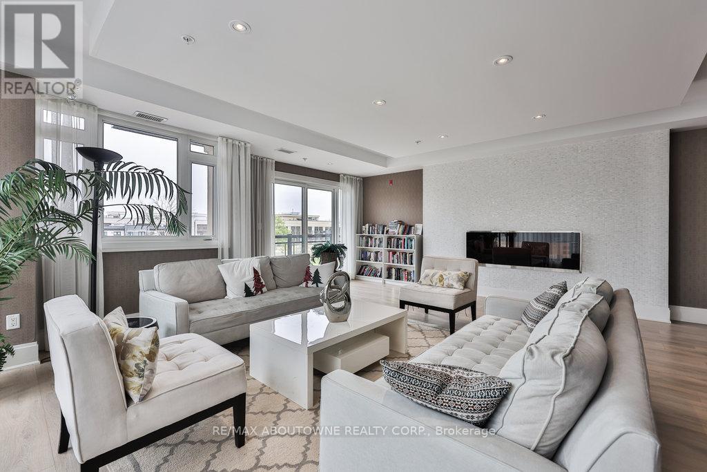 207 - 128 Garden Drive, Oakville, Ontario  L6K 0H7 - Photo 40 - W12171221