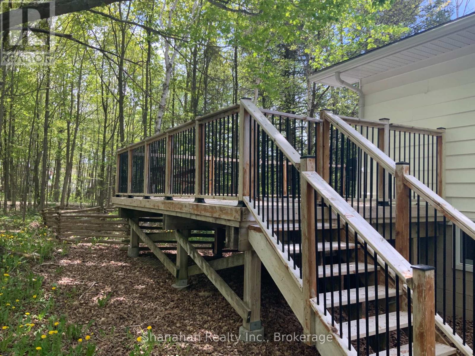 46 Maple Golf Crescent, Northern Bruce Peninsula, Ontario  N0H 2R0 - Photo 36 - X12055599