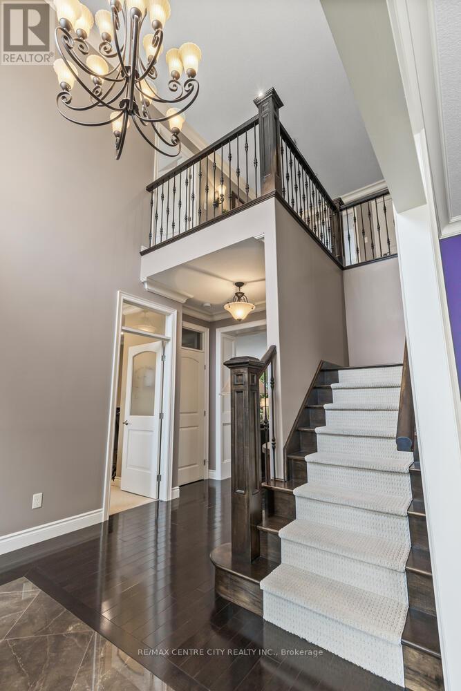 458 Eagletrace Drive, London North, Ontario  N6G 0E7 - Photo 11 - X12183003