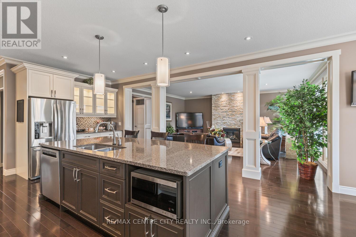 458 Eagletrace Drive, London North, Ontario  N6G 0E7 - Photo 19 - X12183003