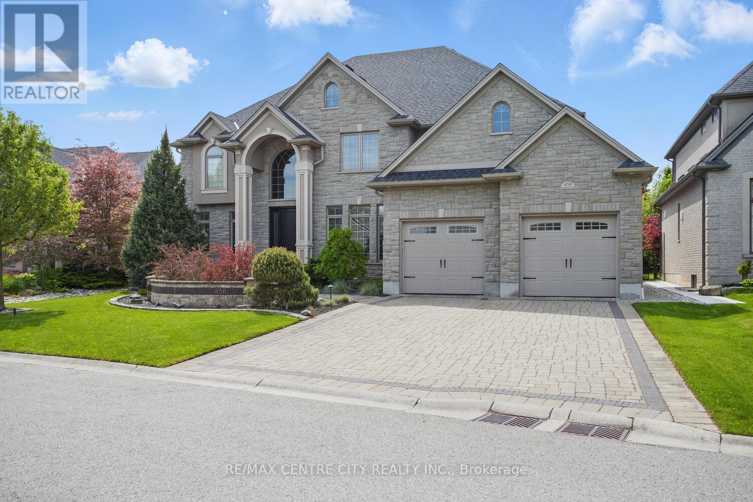 458 Eagletrace Drive, London North, Ontario  N6G 0E7 - Photo 3 - X12183003