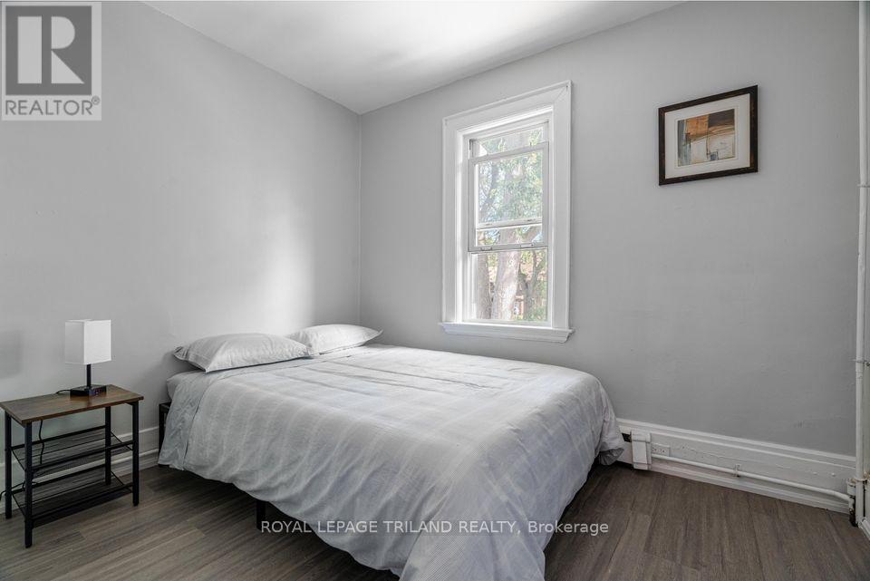 8 - 425 Mckenzie Avenue, London South, Ontario  N6C 1V5 - Photo 10 - X12183030