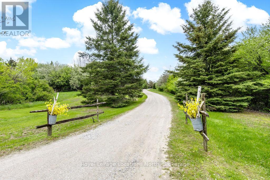 Property at 38 OLD CARRIAGE ROAD image 3