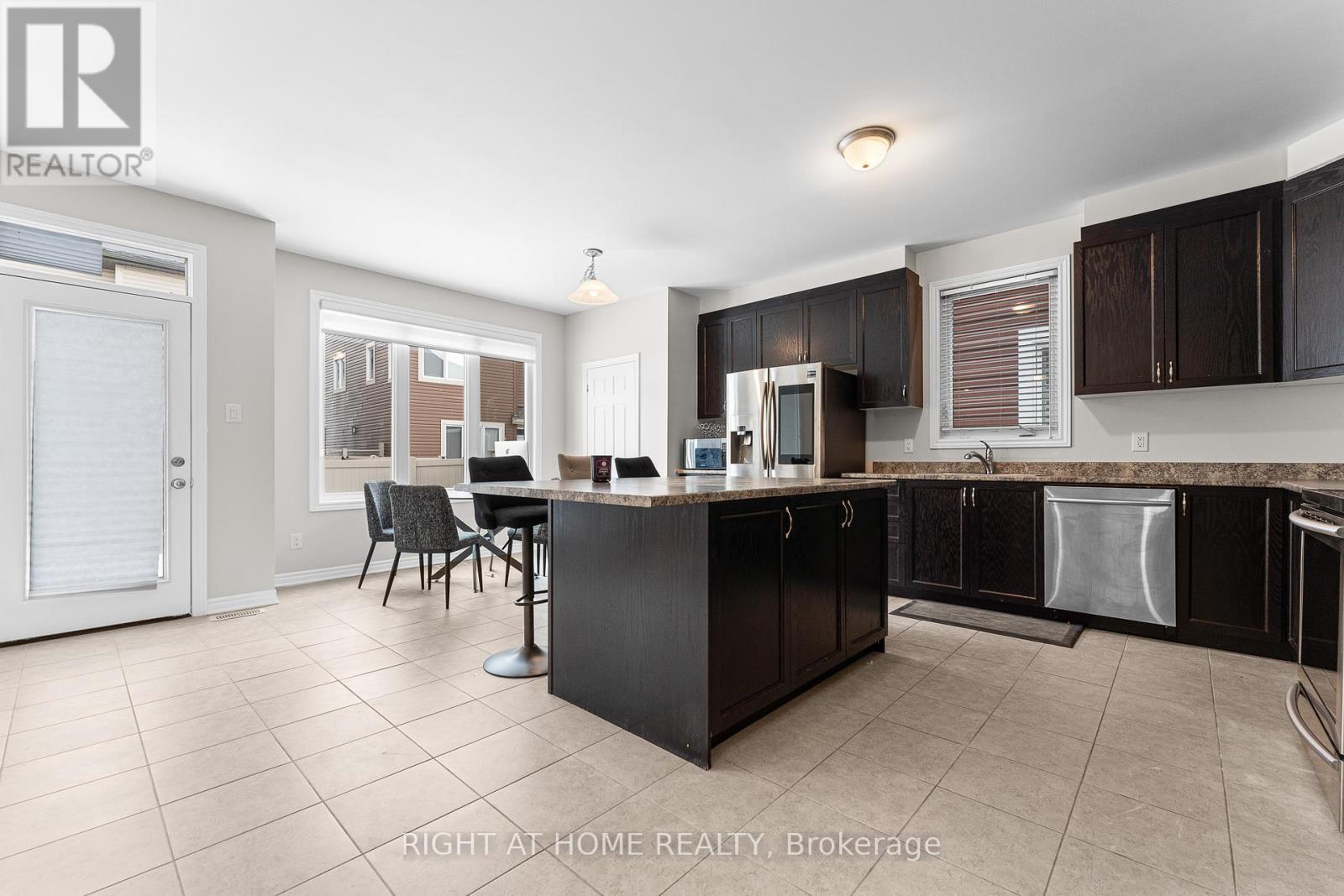 354 Sweetclover Way, Ottawa, Ontario  K4A 1E7 - Photo 13 - X12020892