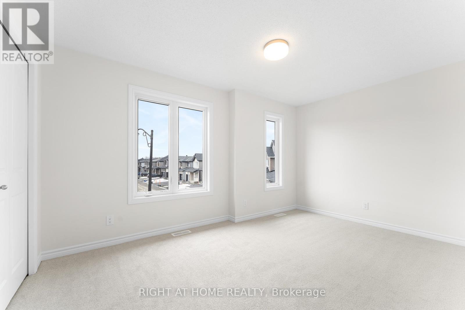 118 Lumen Place, Ottawa, Ontario  K1W 0S9 - Photo 34 - X12068103
