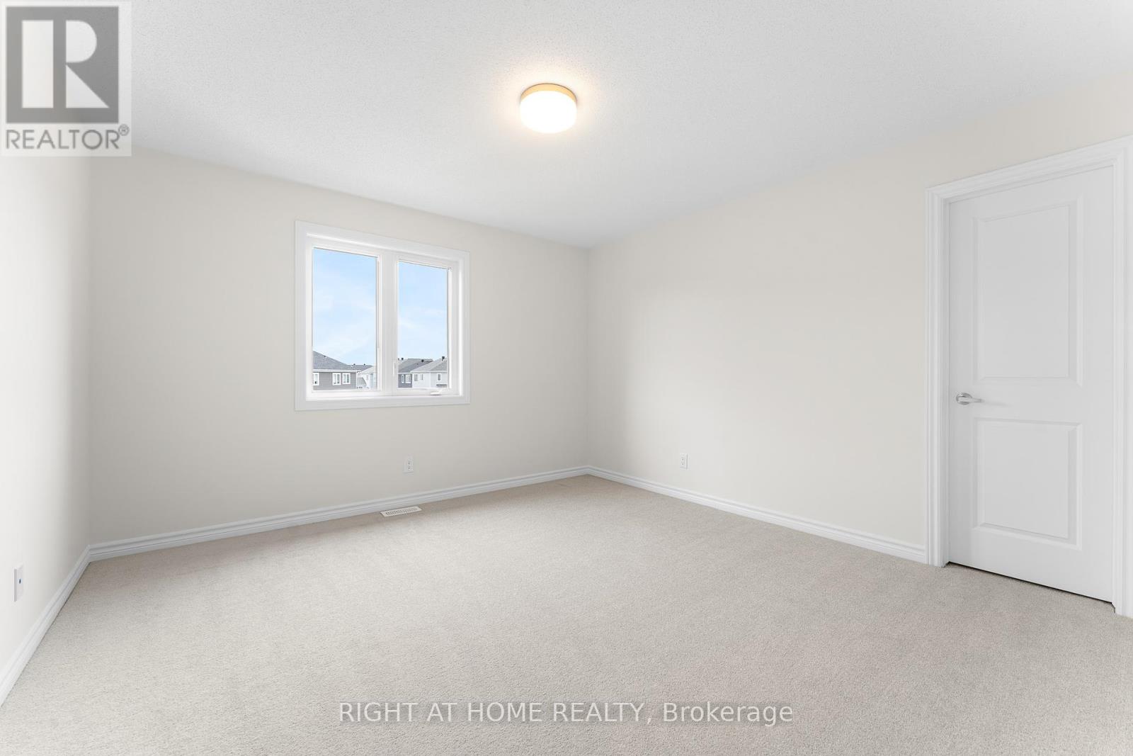 118 Lumen Place, Ottawa, Ontario  K1W 0S9 - Photo 32 - X12068103
