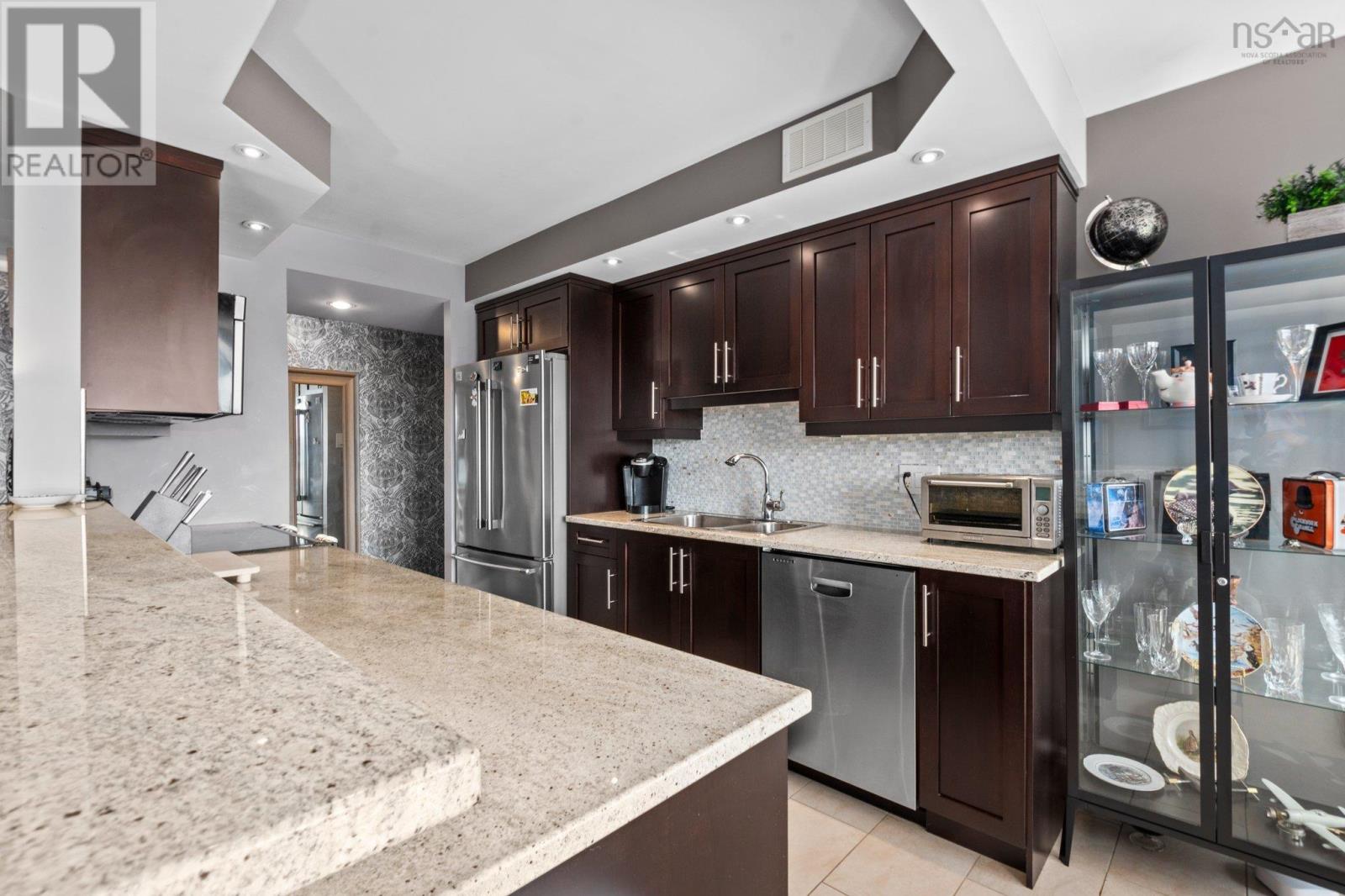822 45 Vimy, Halifax, Nova Scotia  B3M 4C5 - Photo 12 - 202510481