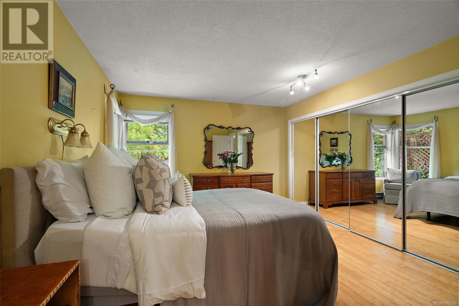 10915 Prentice Pl, North Saanich, British Columbia  V8L 5H7 - Photo 16 - 1001268