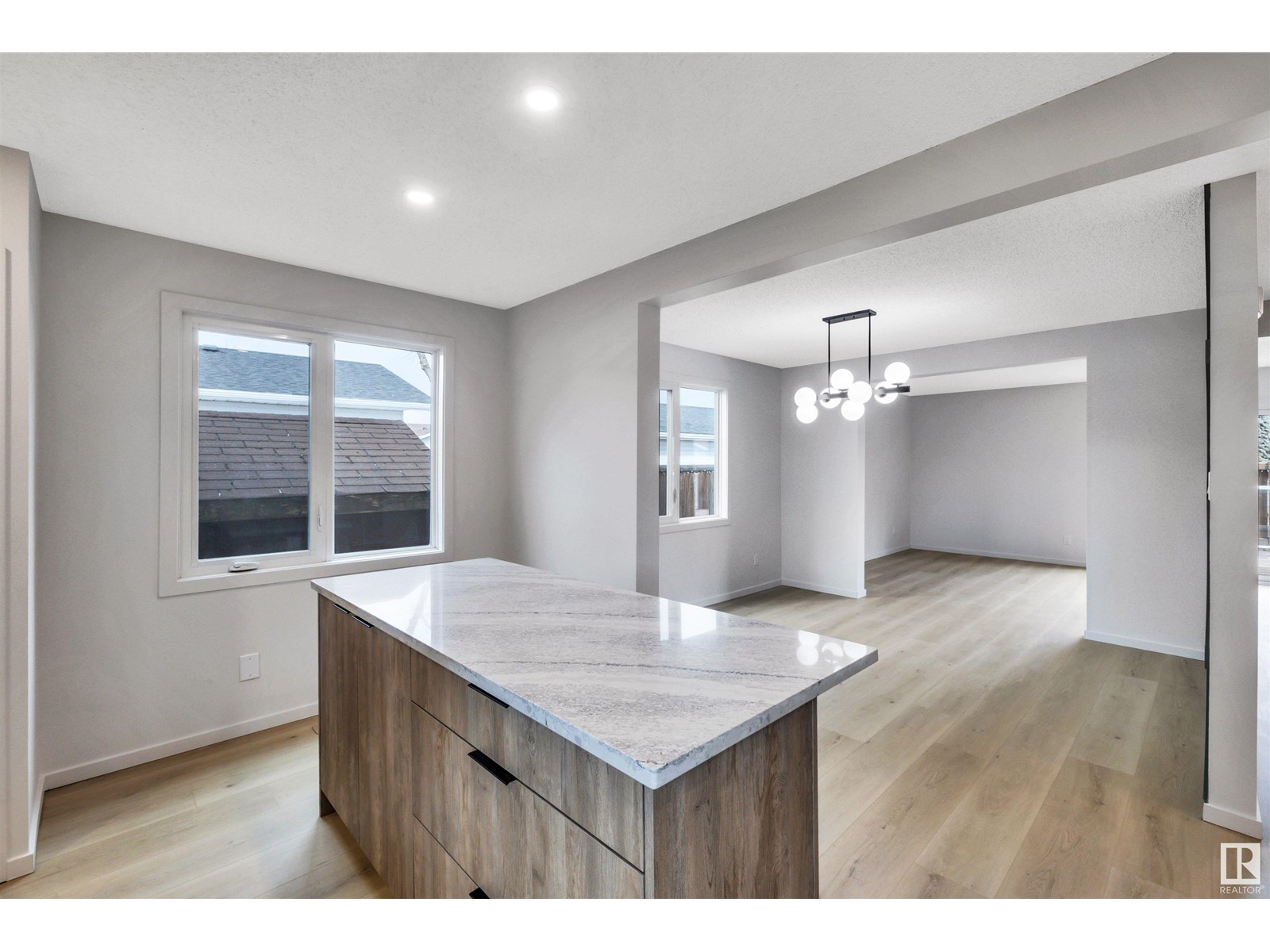 14225 24a St Nw, Edmonton, Alberta  T5Y 1N7 - Photo 18 - E4439272