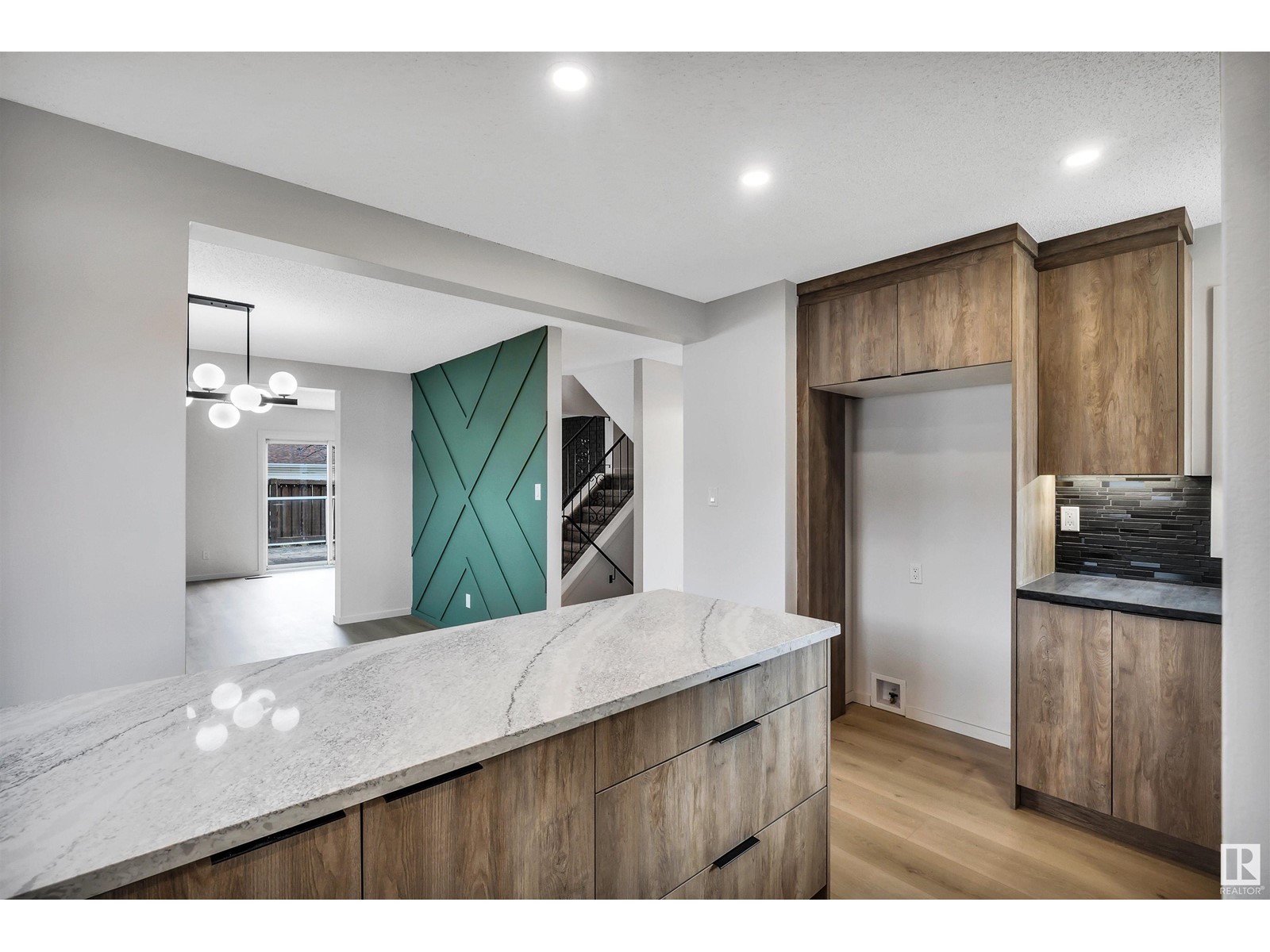 14225 24a St Nw, Edmonton, Alberta  T5Y 1N7 - Photo 19 - E4439272