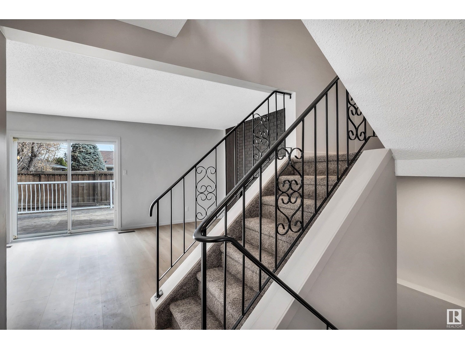 14225 24a St Nw, Edmonton, Alberta  T5Y 1N7 - Photo 21 - E4439272