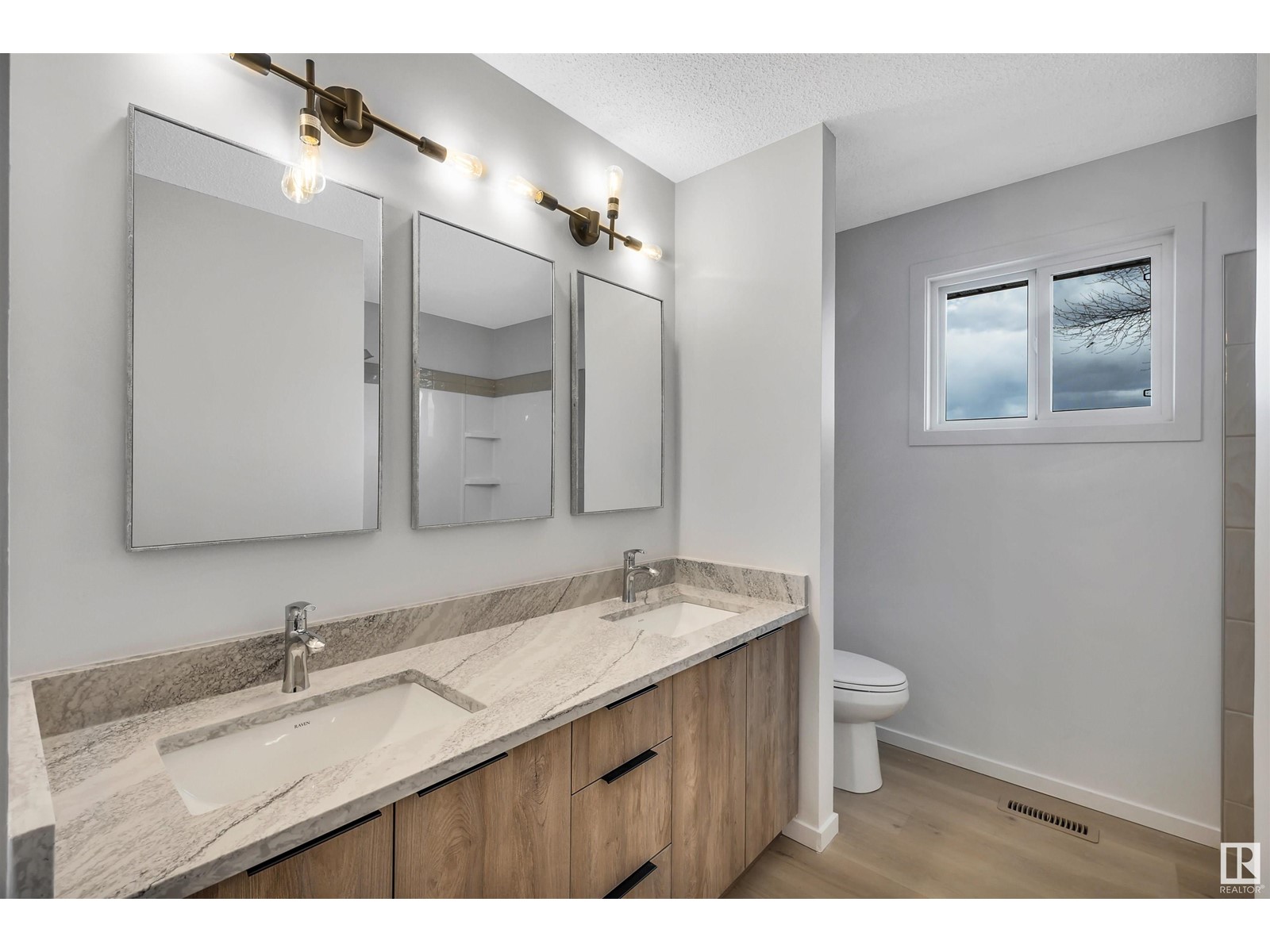 14225 24a St Nw, Edmonton, Alberta  T5Y 1N7 - Photo 32 - E4439272