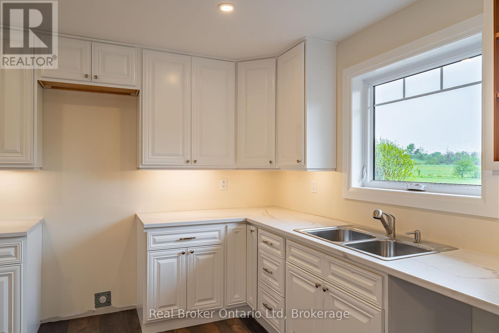 397600 10th Concession Road, Meaford, Ontario  N4K 5N8 - Photo 8 - X12175898