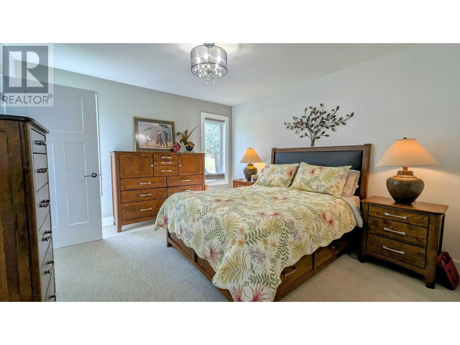 301 Legacy Lookout, Cranbrook, BC V1C0E4