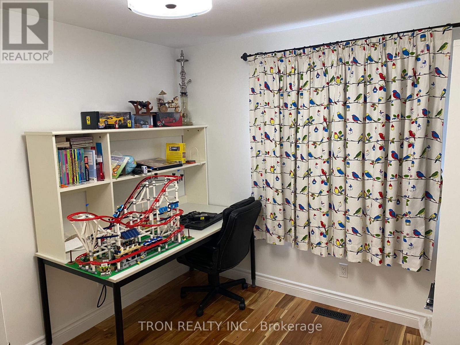 33 Yellow Birch Way, Toronto, Ontario  M2H 2S9 - Photo 6 - C12183024