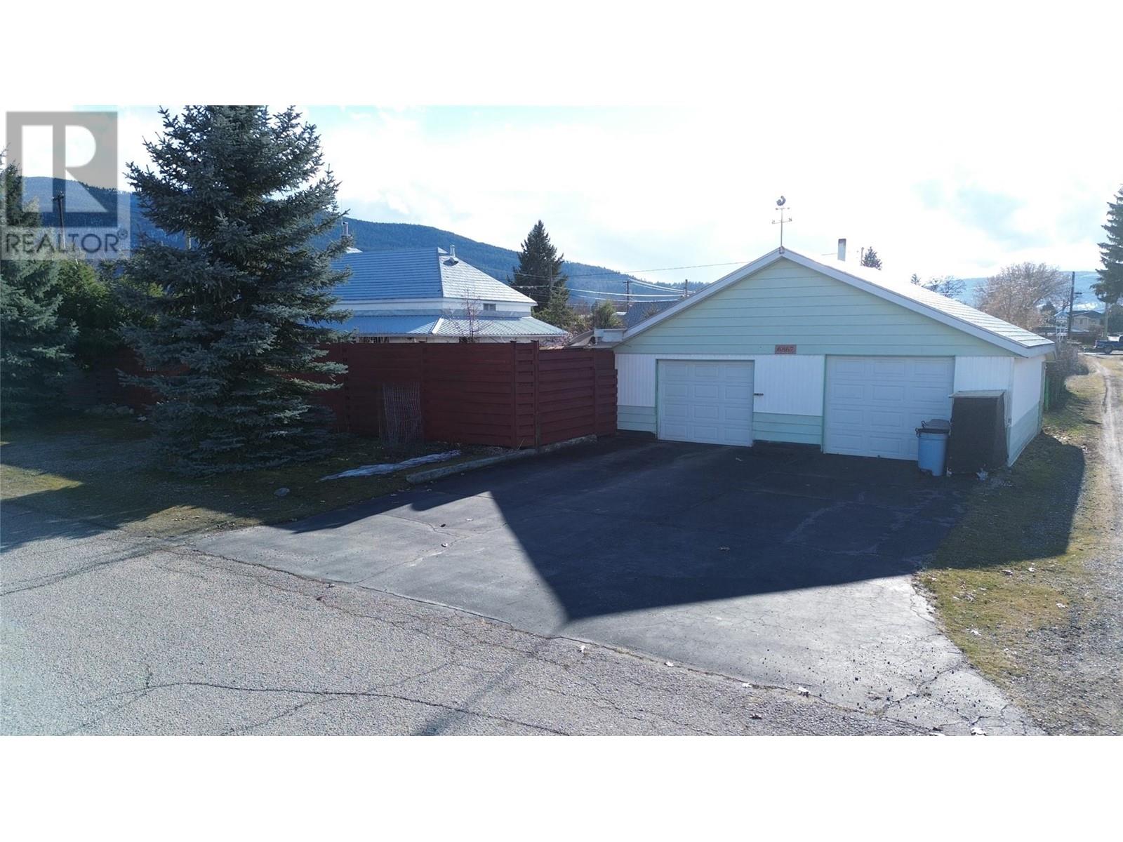 1625 68TH Avenue, Grand Forks, BC V0H1H0