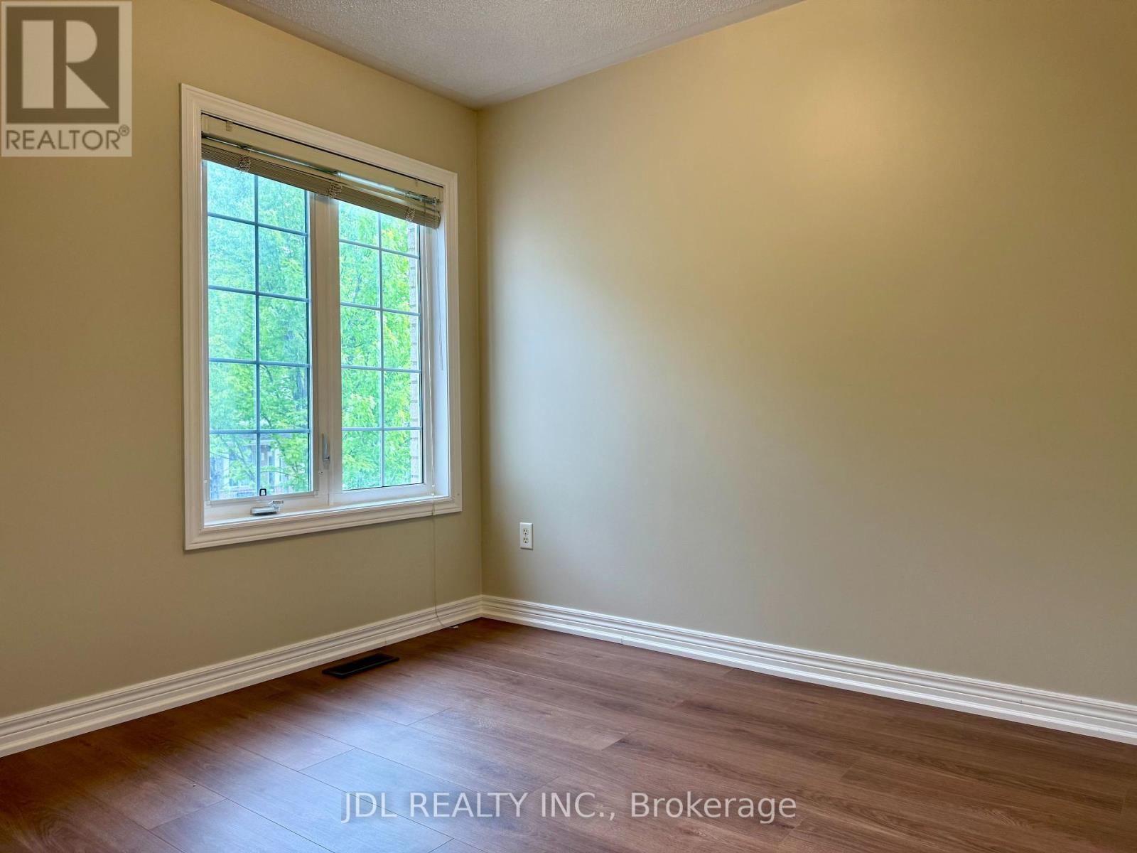 64 Pillar Rock Crescent, Markham, Ontario  L6C 3H4 - Photo 15 - N12182977