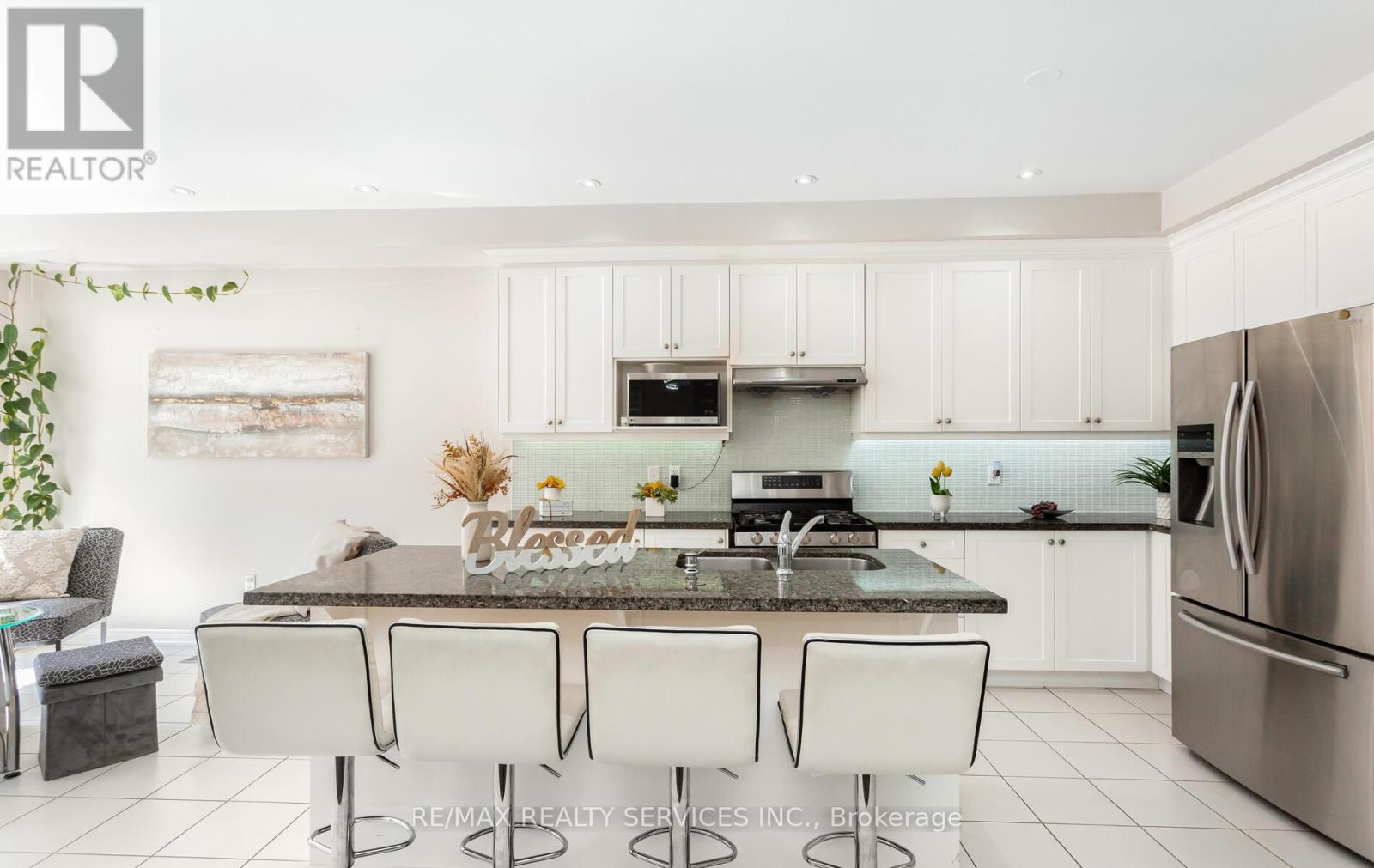 153 Algoma Drive, Vaughan, Ontario  L4H 4H1 - Photo 12 - N12183001