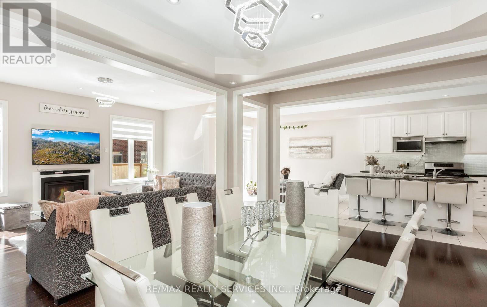 153 Algoma Drive, Vaughan, Ontario  L4H 4H1 - Photo 16 - N12183001