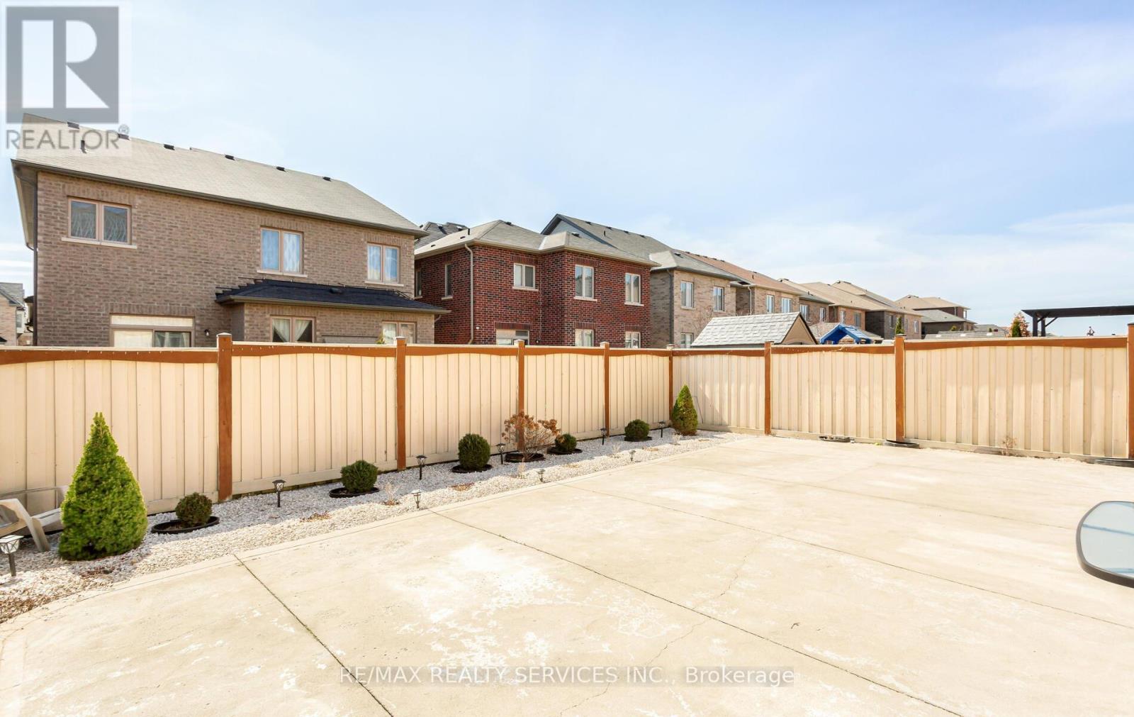 153 Algoma Drive, Vaughan (Kleinburg), Ontario  L4H 4H1 - Photo 41 - N12183001