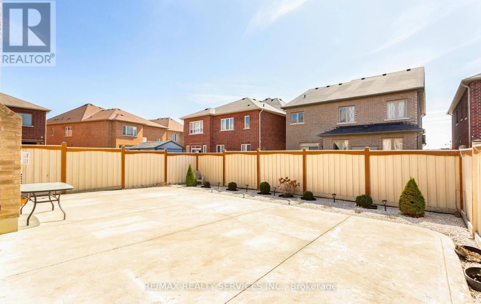 153 Algoma Drive, Vaughan, Ontario  L4H 4H1 - Photo 42 - N12183001