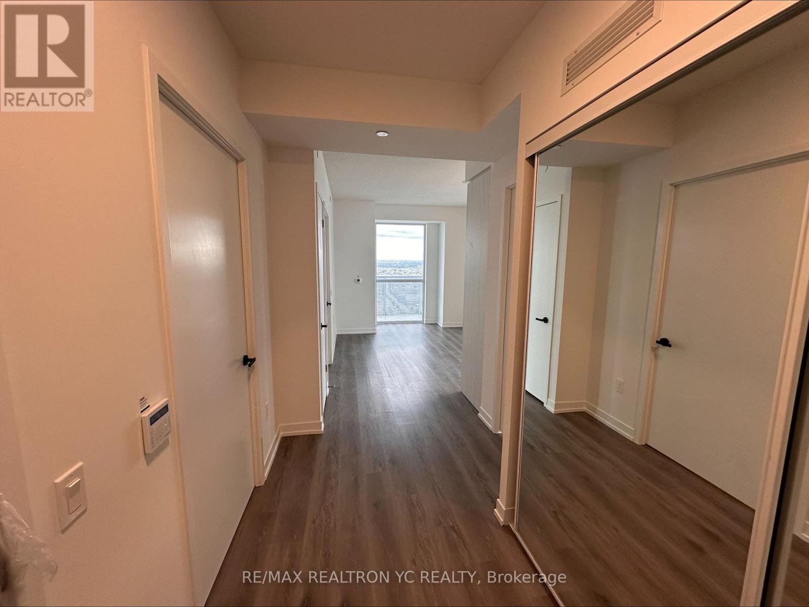 4812 - 225 Commerce Street, Vaughan, Ontario  L4K 0P6 - Photo 3 - N12183012